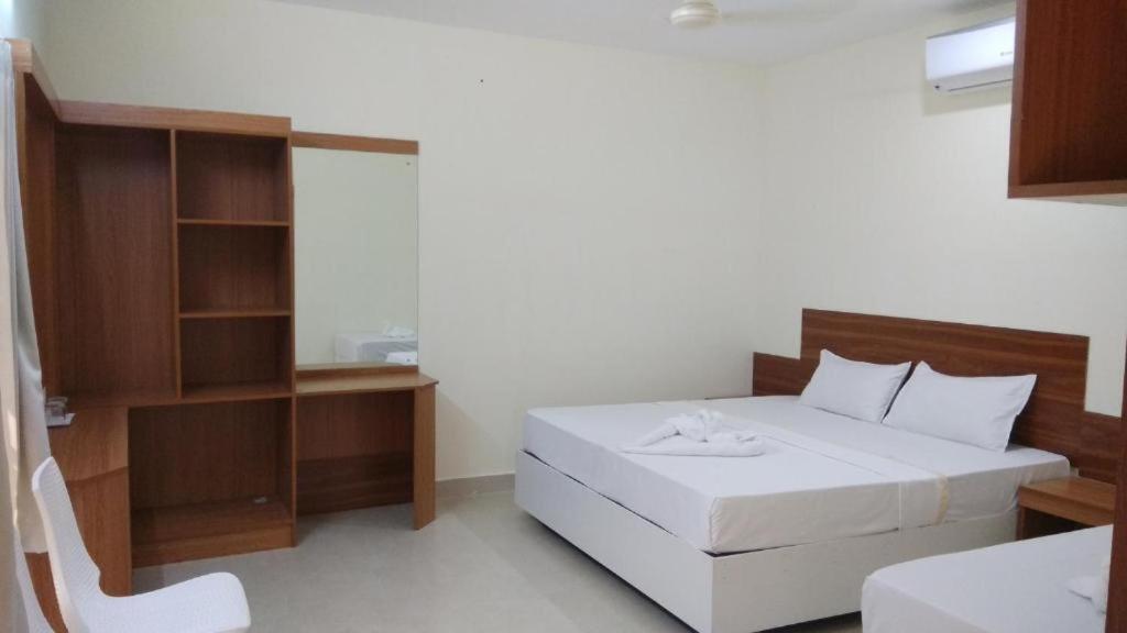 Cherai Natural Beach Hotel Cherai Beach Buitenkant foto